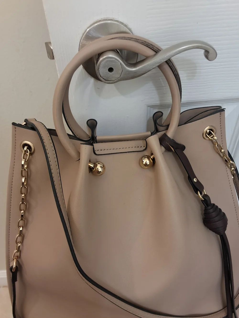 Round-Handle Bucket Bag in Blush Tan